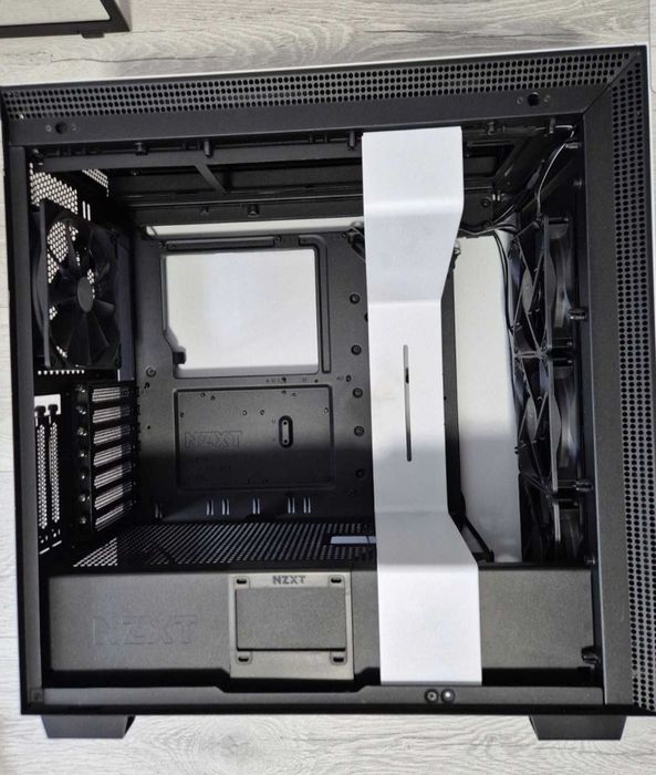 Корпус ДЛЯ ПК NZXT Atx h710i