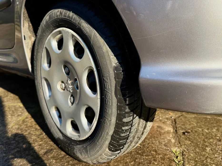Peugeot 206 1.1 Gasolina | 2003 | 149.000 km | Embraiagem, Pneus Novos