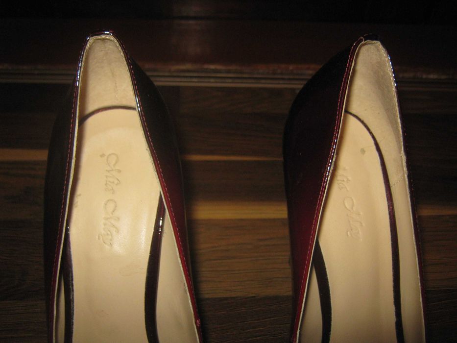 Лакированные туфли,кожа,размер 39.