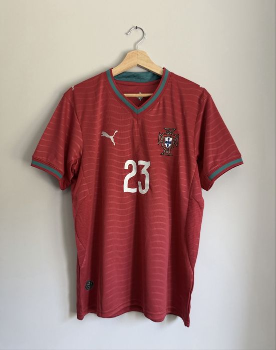 Camisola principla seleção Nacional (Portuguesa) (Bruno Fernandes/Vitinha)