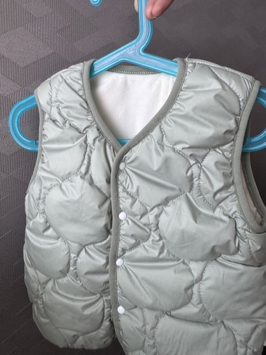 Безрукавка , жилетка 86-98