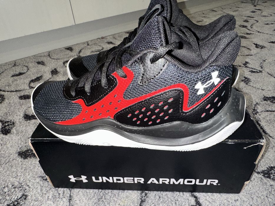 Кросівки Under Armour 38 розмір
