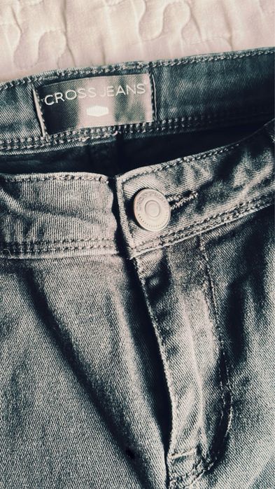 Spodnie jeansowe czarne CROSS 36