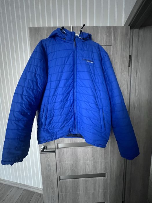 Продам чоловічу зимову куртку nike