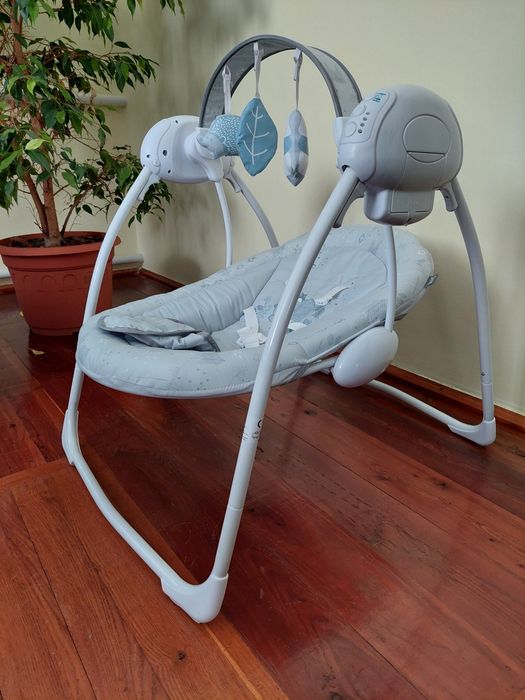 Продається заколисувальний центр