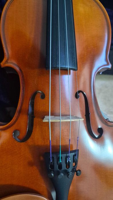 Violino 1/4 com caixa - Práticamente Novo