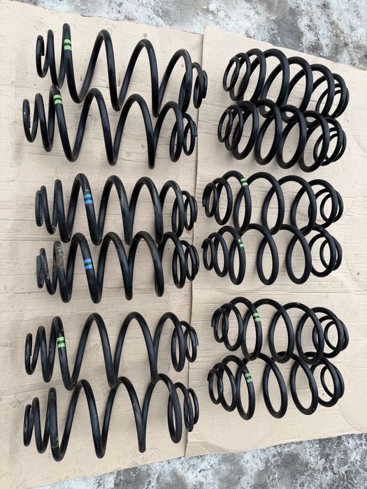 Пружина задня на Mercedes-Benz VITO W639.