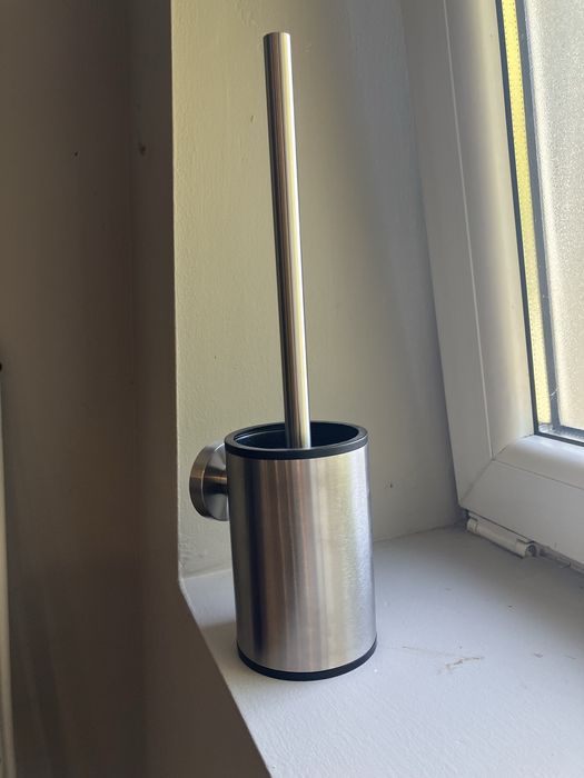 Szczotka wc wisząca