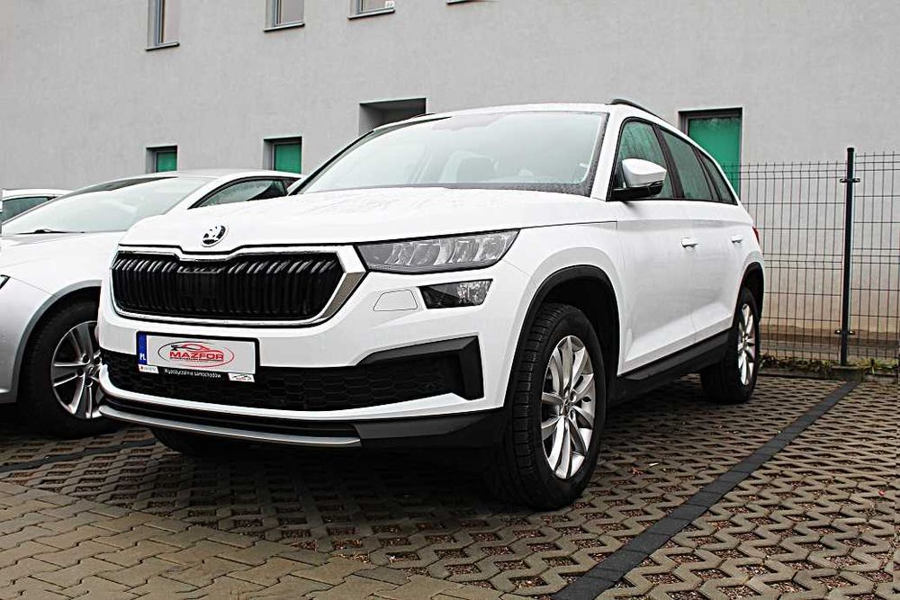 Wynajem samochodów ,Wypożyczalnia aut Kielce ul Witosa 61 D