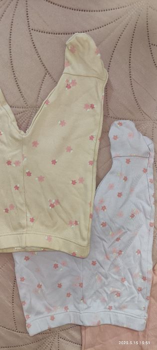 Продам набір дитячих штанців-повзунів