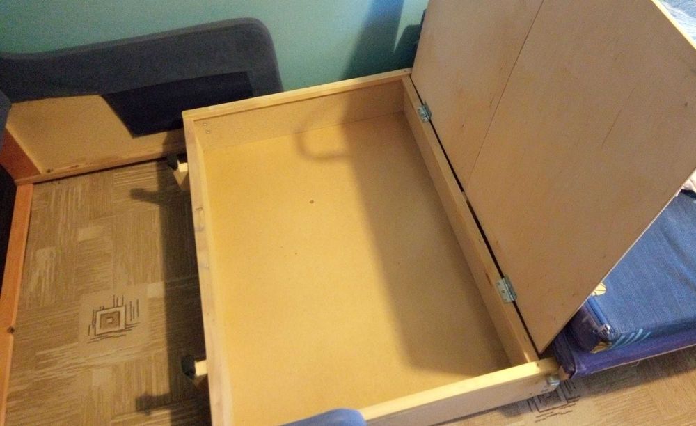 Łóżko kanapa rozkładane z pojemnikiem