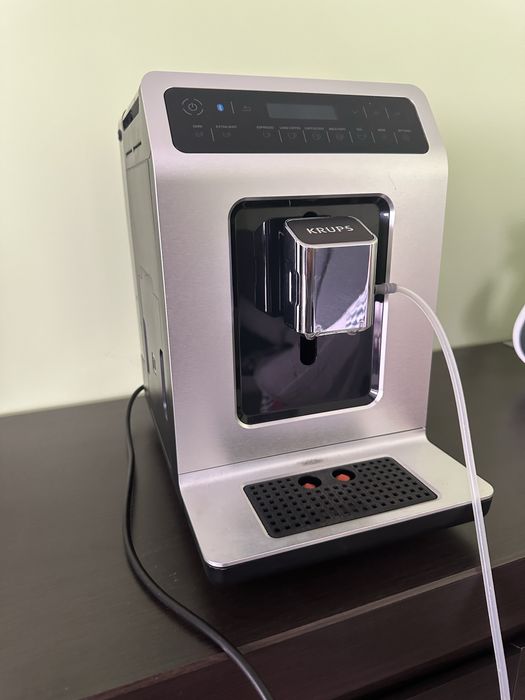 Ekspres do kawy krups EA893D10