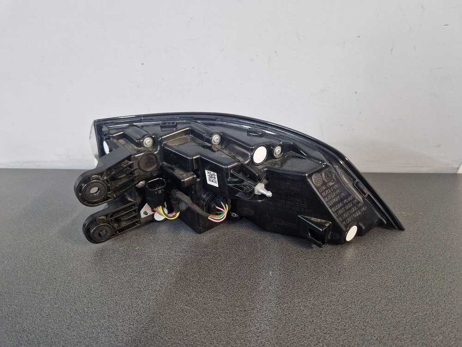 MG HS II 2  24 r.- Lampa Tył Lewa