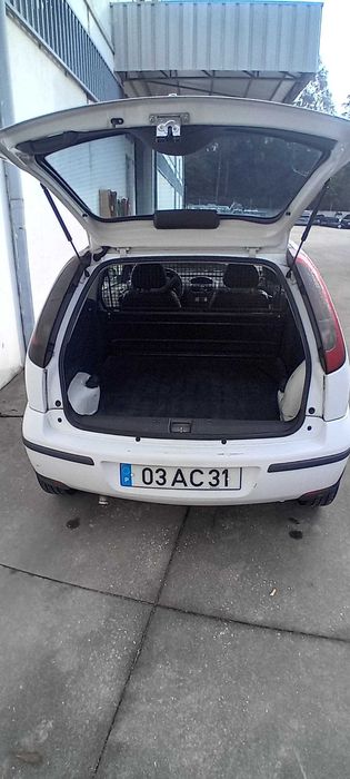 Opel corsa c 1.3 cdti 2005 comercial.