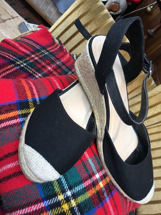 Buty letnie na koturnie 40/41