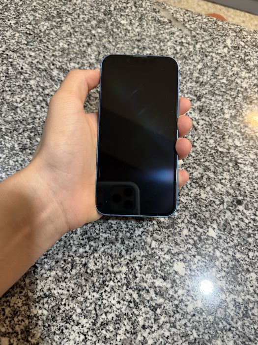 Iphone 13 mini      .