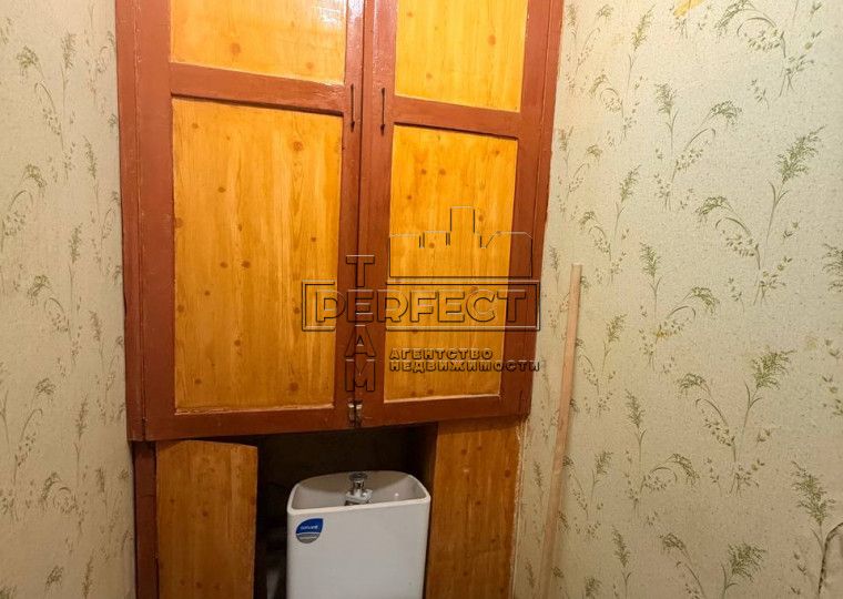 Продаж 1к квартири Милославська 3а / Милославская 3а