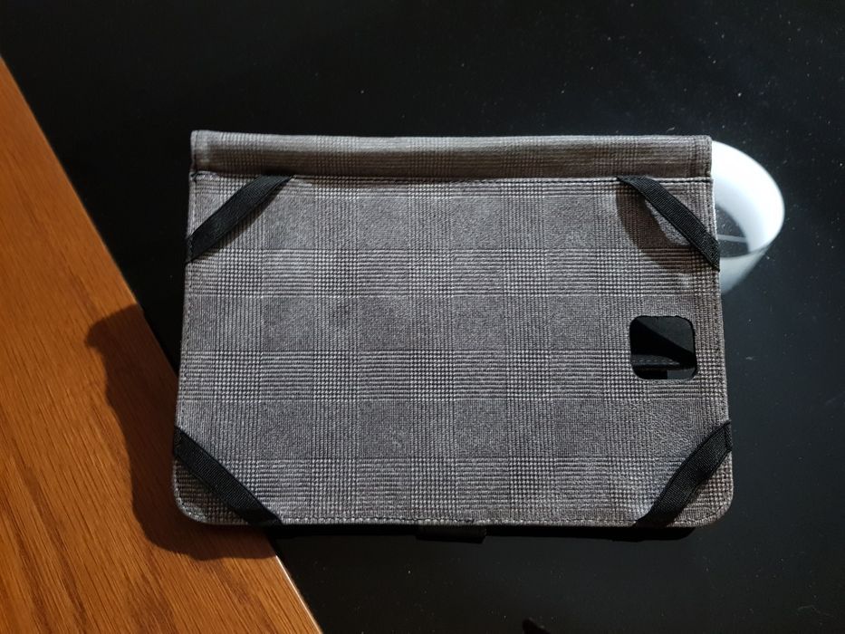 Capa para Tablet de 8''64738283281793122