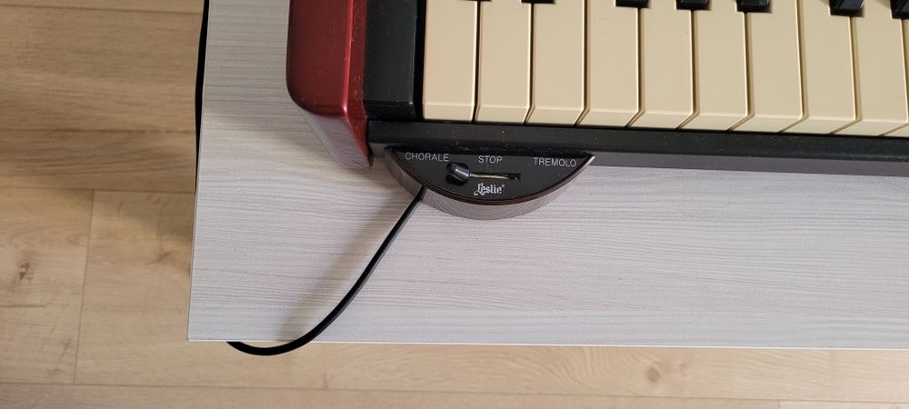 Sprzedam organy Hammond sk2sk2