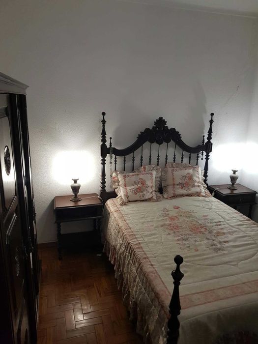 Mobília de quarto antiga
