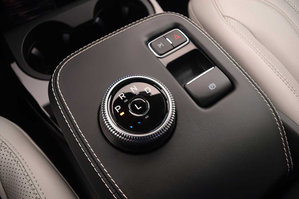 Ford Mustang Mach-E Gt      2023