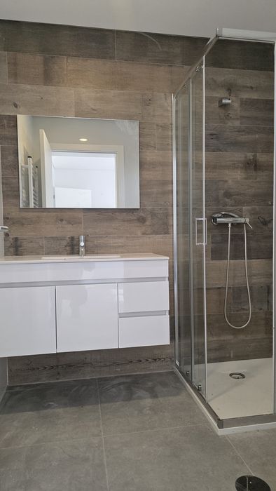 Apartamentos T2 novos com terraço.