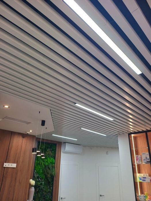 Грильято - Армстронг - Кубоподібна рейкова стеля