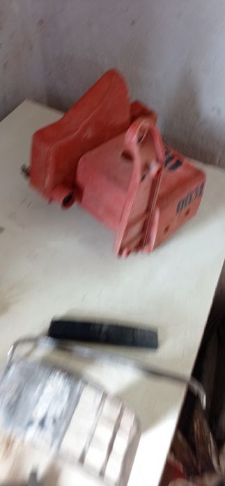 Штроборез Hilti se 20