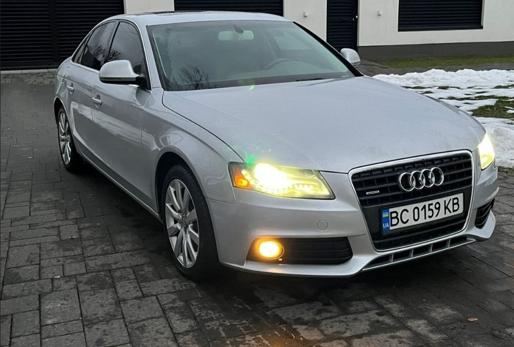 Ауді А4Б8 2.0 бенз, автомат квадро Audi A4B8 2.0 benzin Quattro