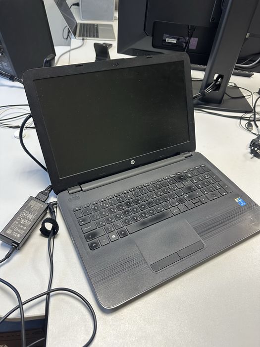 Ноутбук HP 250 G5  під ремонт