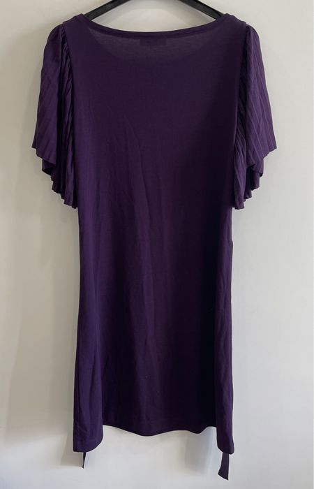Vestido roxo com mangas plissadas (Lanidor, tamanho M)