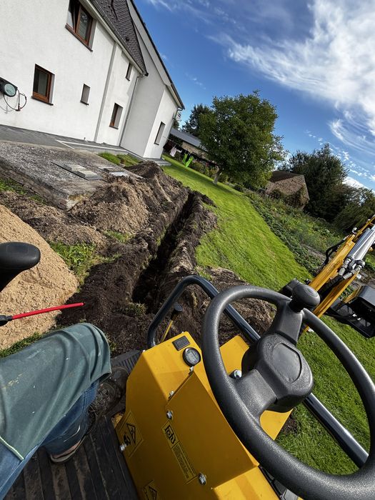 Usługi minikoparką - różne