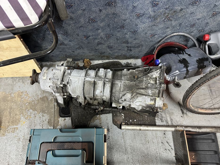 Skrzynia biegow e46 330xi z reduktorem sprzeglem komplet