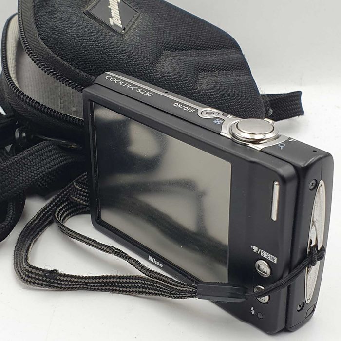 Camera Digital Nikon Coolpix S230