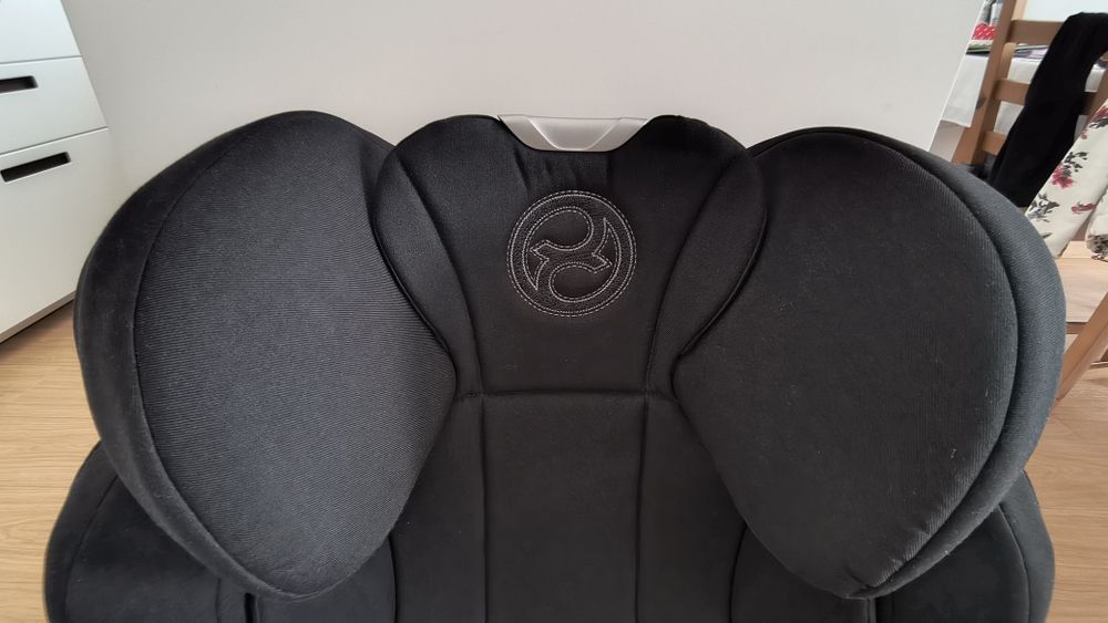 Fotelik samochodowy Cybex model Solution Z i-Fix Plus