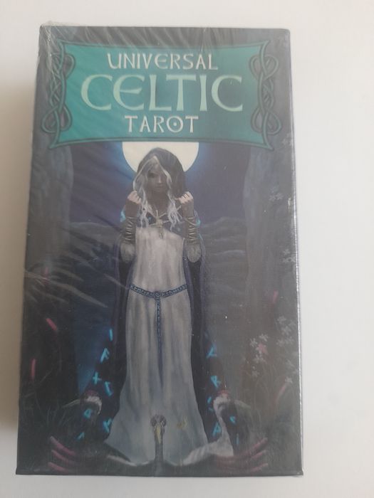 Cartas de Tarot e Oráculo diversas...