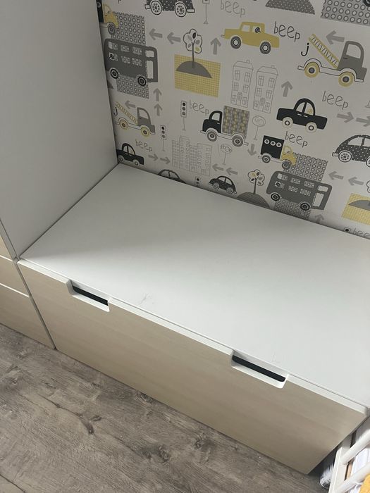 Szafa dziecięca z szuflada na zabawki