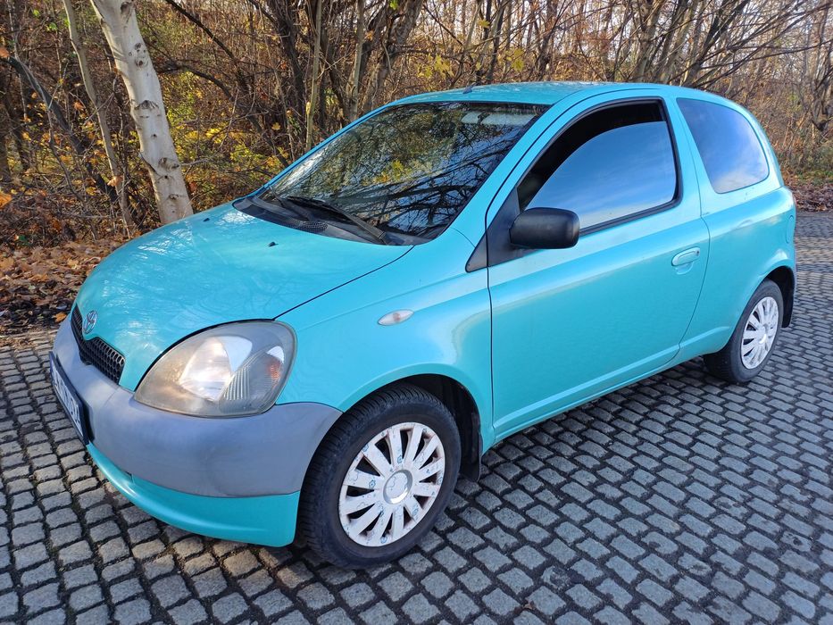 Ładna toyota Yaris 179 tyś przebiegu Klima elektryka wspomaganie kiero