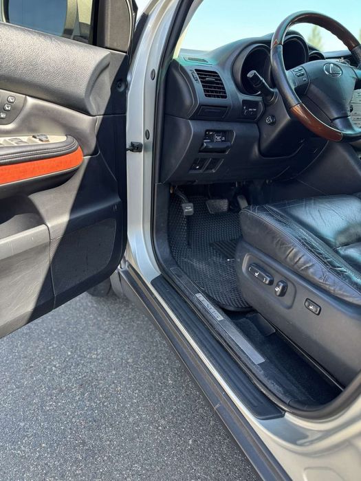 Продам Лексус rx300