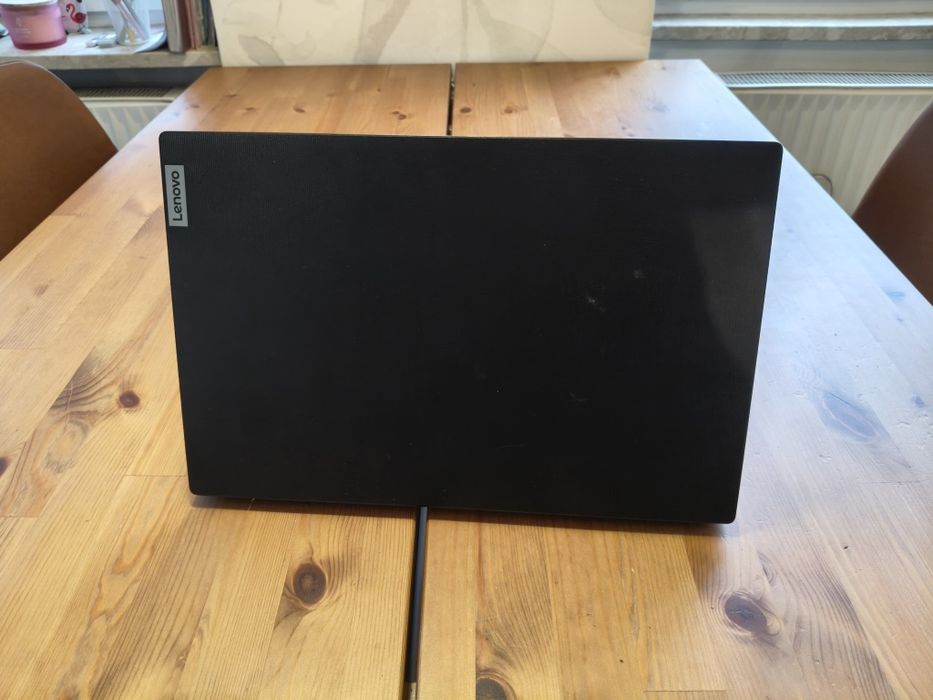 Laptop Lenovo V15 G5 SSD 512 gb 15,6 cali