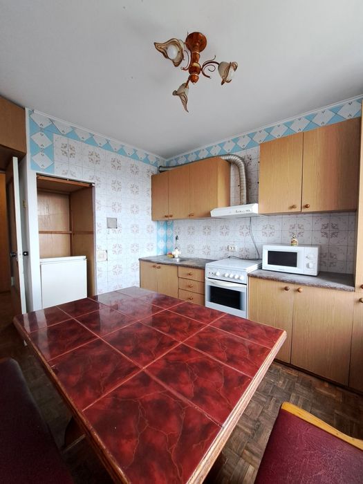 Сдам 3-х комнатную квартиру Тира