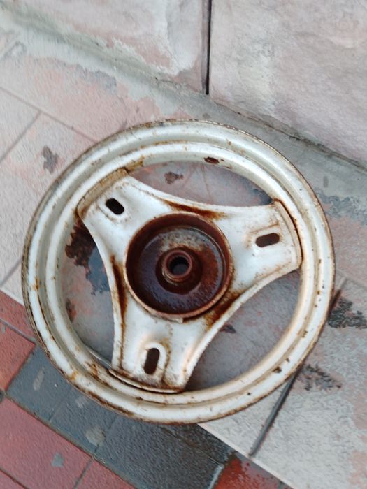 Продам колесо заднее на скутер