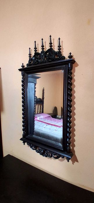 Mobília de quarto completa Luís XV em bom estado, boa escolha!