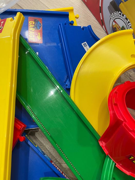 Ігровий набір Гараж із трасою Wader, паркінг