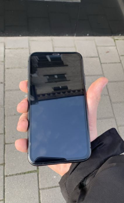 Продам iphone 11 128 gb