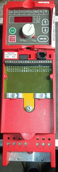 Частотний перетворювача SEW MC07A011-2B1-4-10
