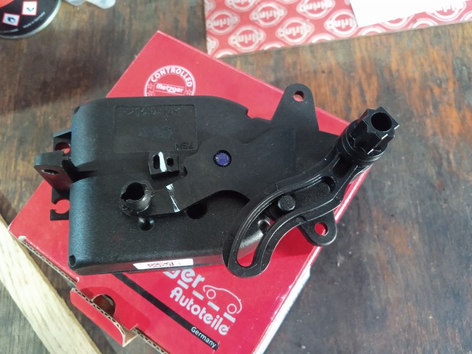 Моторчик рецинкуляциї повітря