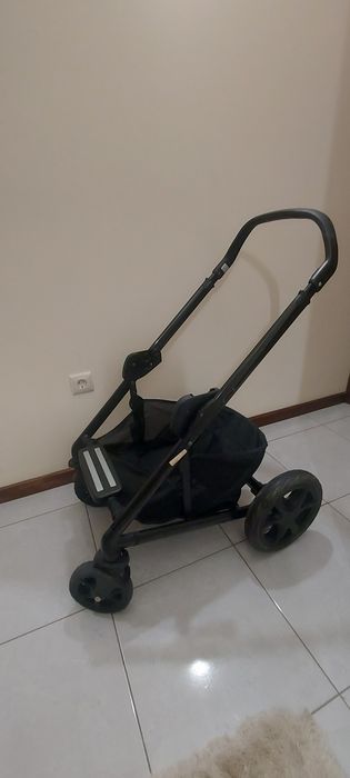 Carrinho de bebé Joie chrome +babycoque i-gemme 2