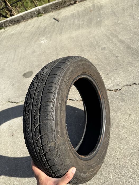Pneus 145/70/13 como novos