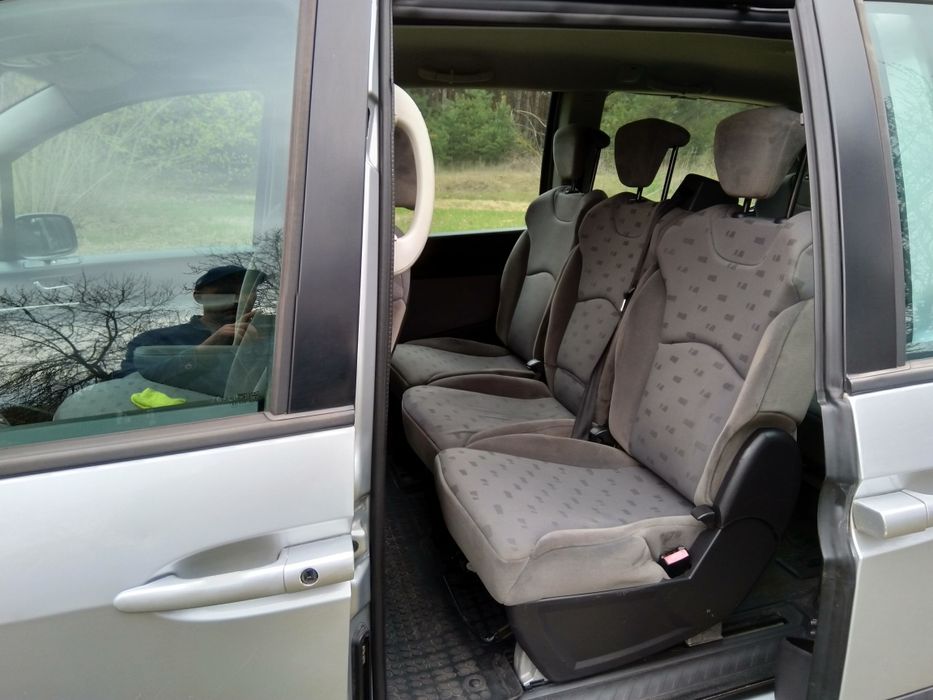 Продам автомобиль Пежо 807